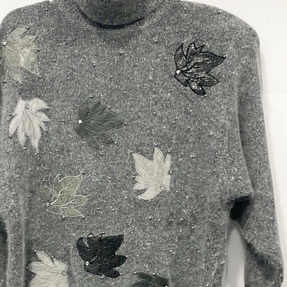 VTG Silk Angora Women Sweater Sz Sm I.B. Diffusion Beaded Leather Leaf Gray - Picture 2 of 7